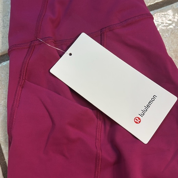 Lululemon Wunder Train 25” Pockets - Picture 3 of 8